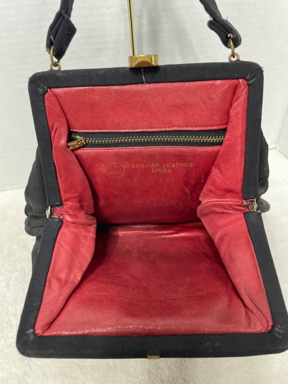 Vintage Black Ribbed Satin Red Leather Lined Purse - Picture 6 of 13